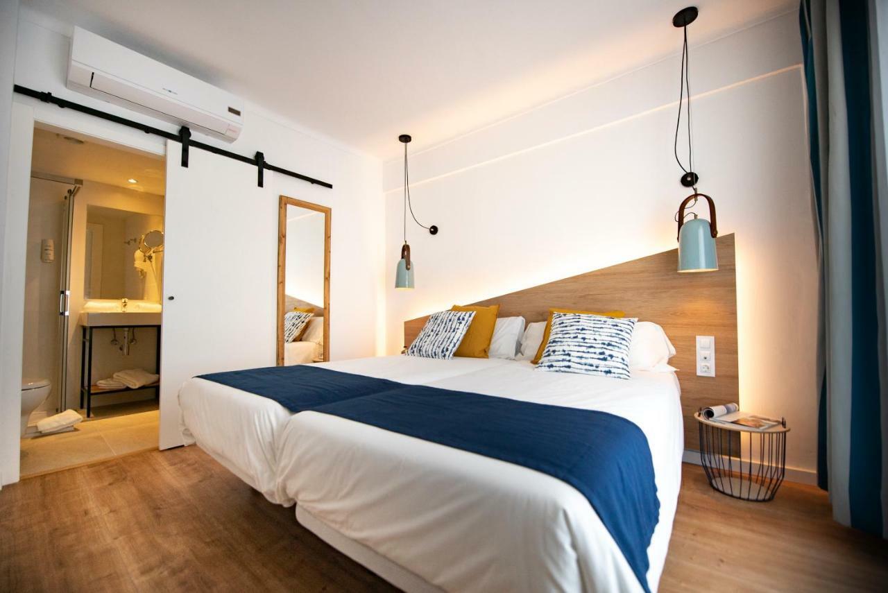 Hostal Blanca Can Picafort  Exterior photo